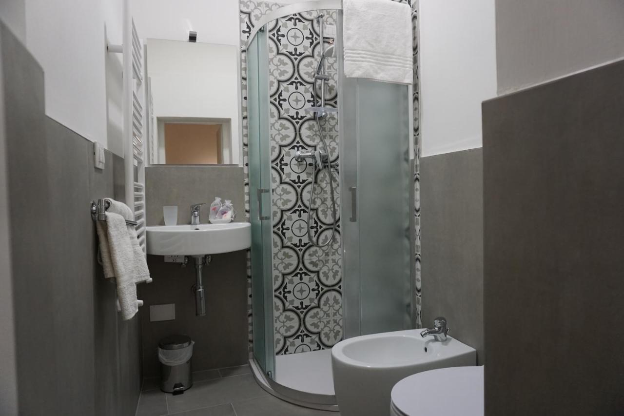 Holiday Rooms Firenze Bagian luar foto