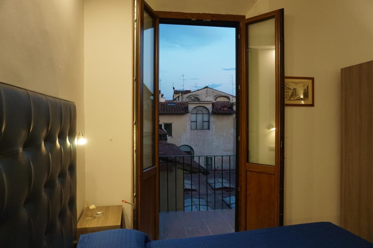 Holiday Rooms Firenze Bagian luar foto