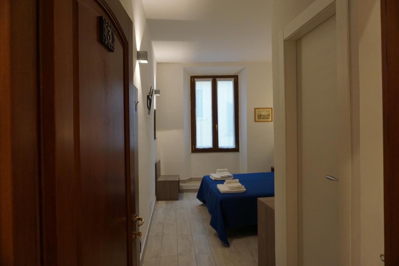 Holiday Rooms Firenze Bagian luar foto