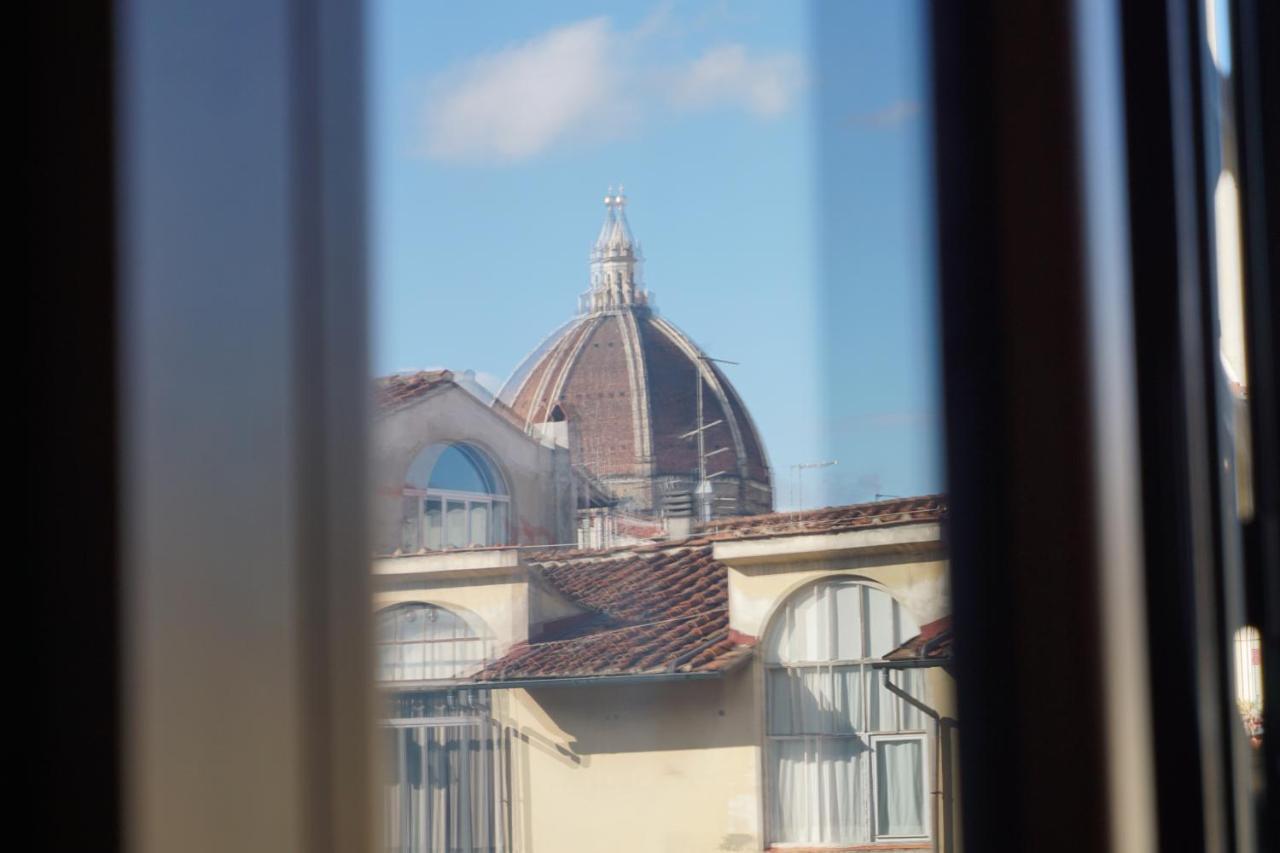 Holiday Rooms Firenze Bagian luar foto