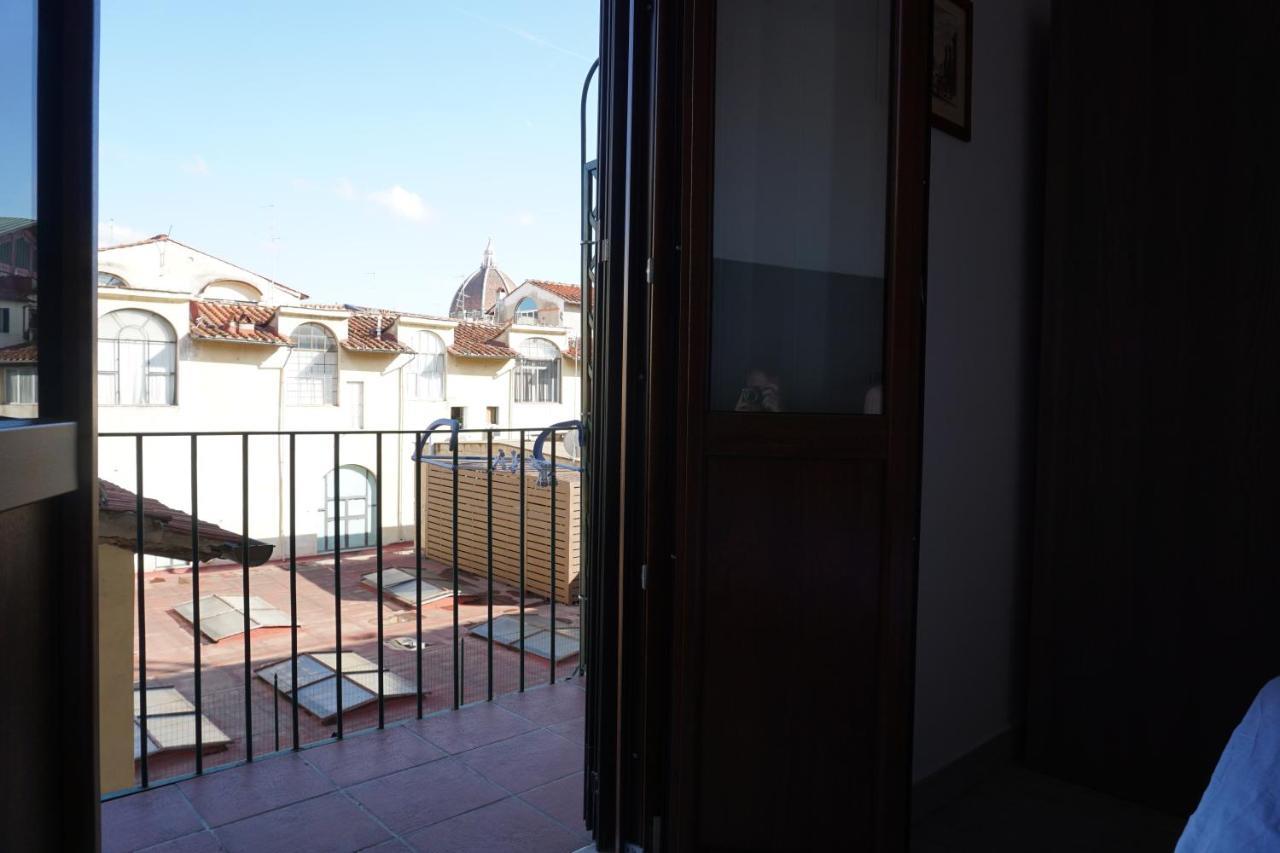 Holiday Rooms Firenze Bagian luar foto